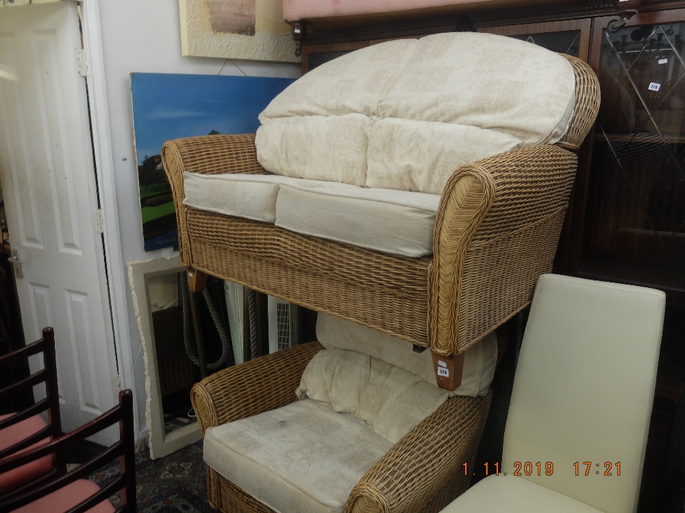 A rattan sofa and armchair - Image 3 of 3