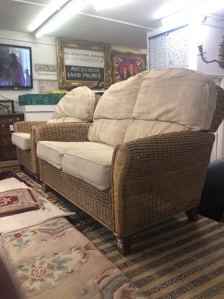 A rattan sofa and armchair - Image 2 of 3