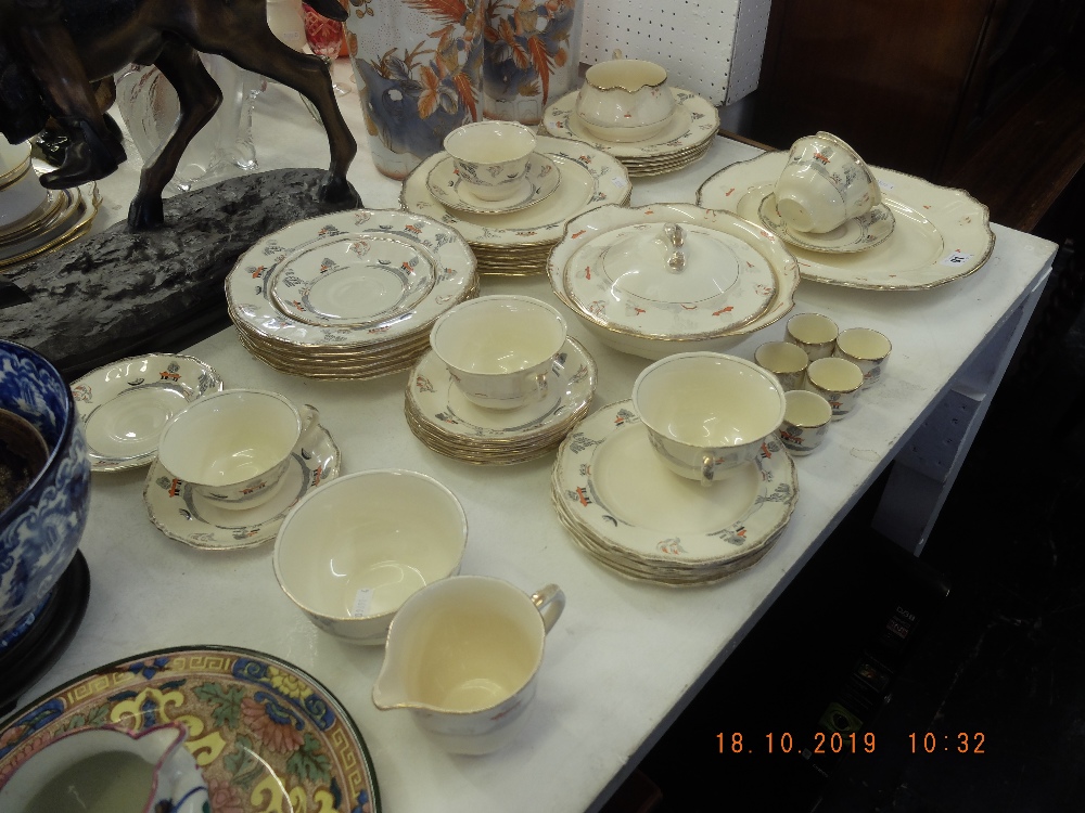 An Alfred Meakin part dinner set,