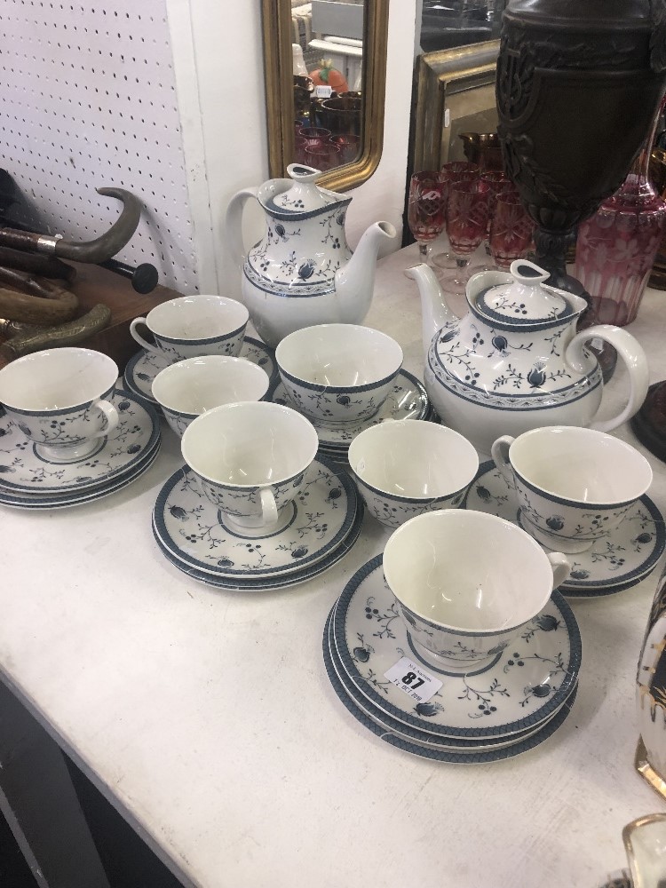 A Royal Doulton Cambridge blue and white tea and coffee service