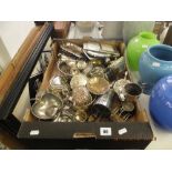 A quantity of plated ware