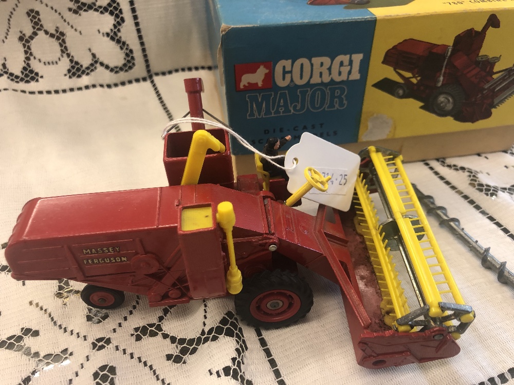 A boxed Corgi Major Massey Ferguson 780 combine harvester - Image 6 of 9