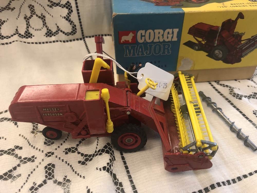 A boxed Corgi Major Massey Ferguson 780 combine harvester - Image 4 of 9