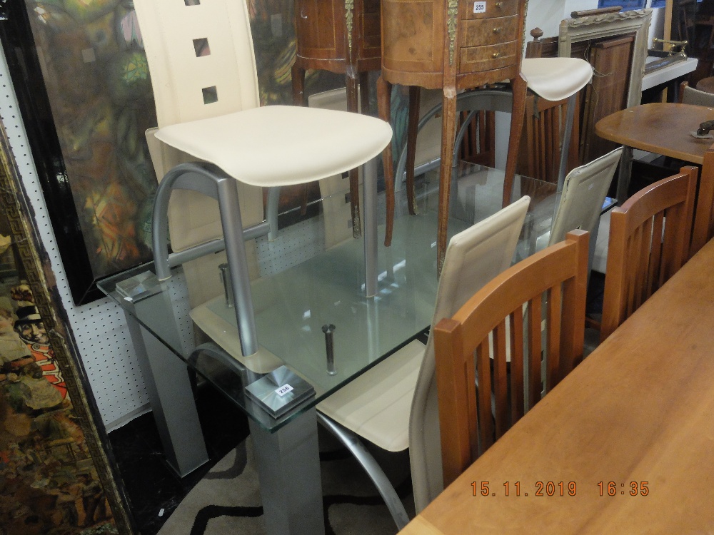 A contemporary glass table and six chairs - Image 5 of 5