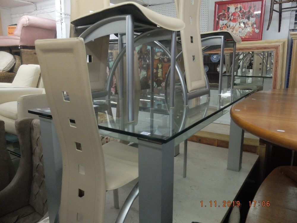 A contemporary glass table and six chairs - Image 3 of 5