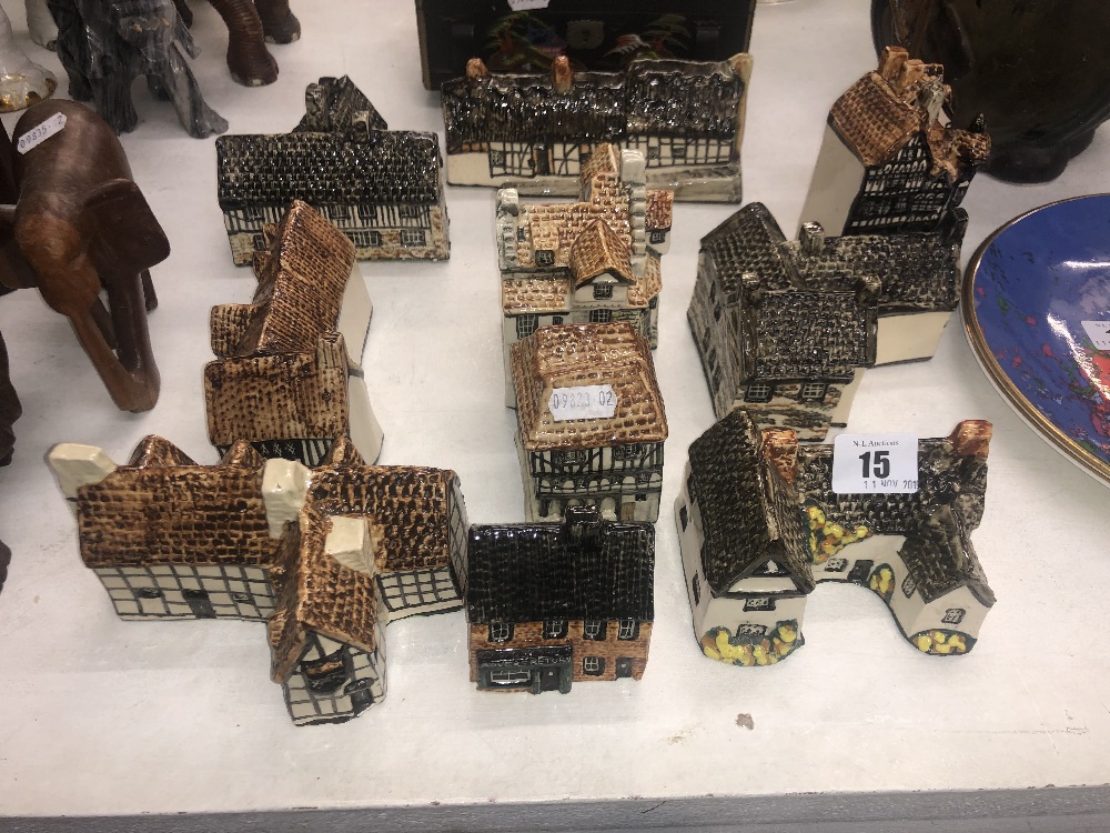 A quantity of pottery houses