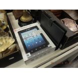 A weltbild tablet android pc with key pad and case