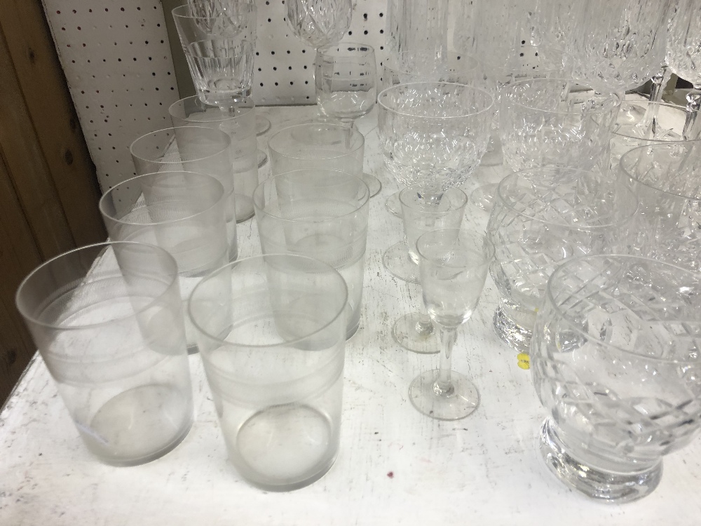 A collection of assorted cut glassware - Image 4 of 10