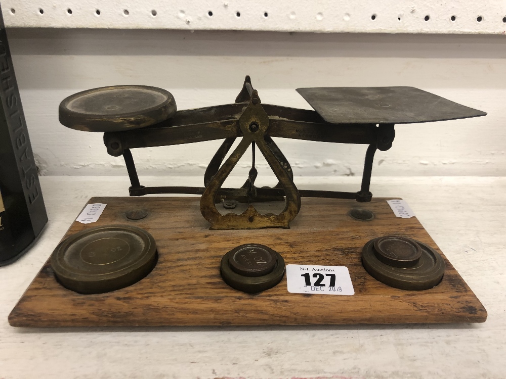 A set of postal scales with weights
