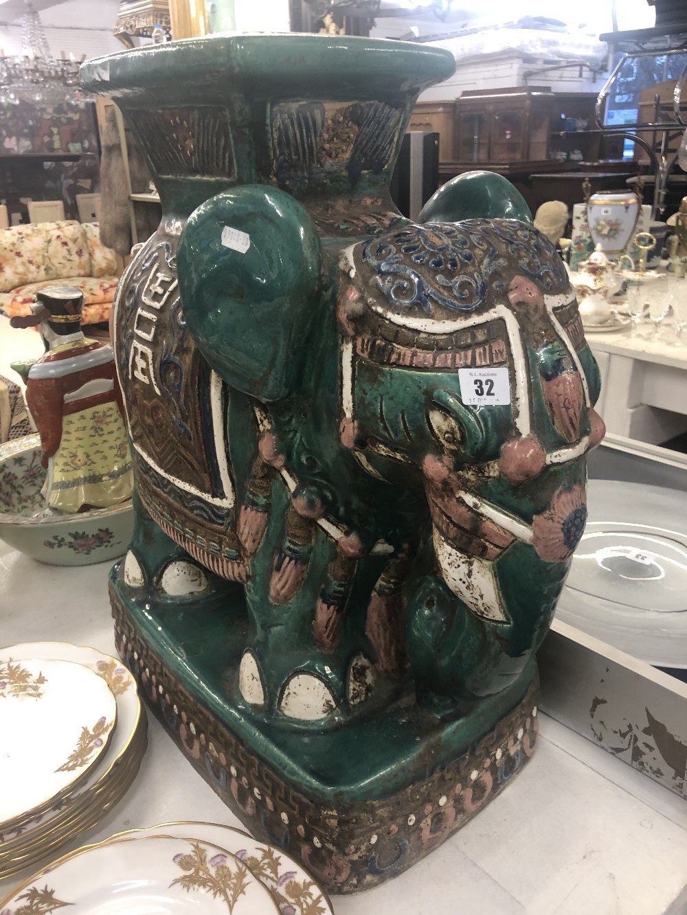 A porcelain elephant - Image 2 of 2