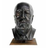 Bauhaus - - Torkler, Thomas. Ludwig Mies van der Rohe. Bronzeguss, patiniert, auf Eisenplatte