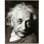 Haas, Robert. Albert Einstein. Princeton. Original-Photographie. Vintage. Bromsilbergelatineabzug.