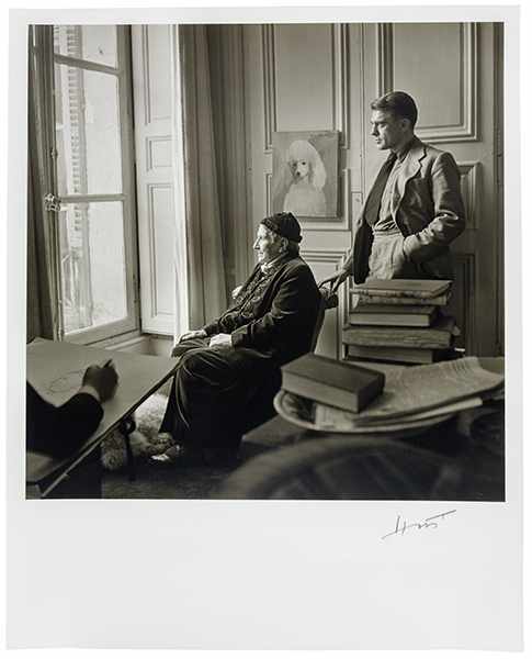 Horst P. Horst (das ist: Horst Paul Albert Bohrmann). Gertrude Stein mit Horst P. Horst, Paris. - Image 2 of 3
