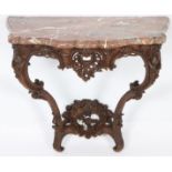 PETITE CONSOLE DE BOISERIE REGENCE En chêne, à façade et côtés galbés, reposant [...]