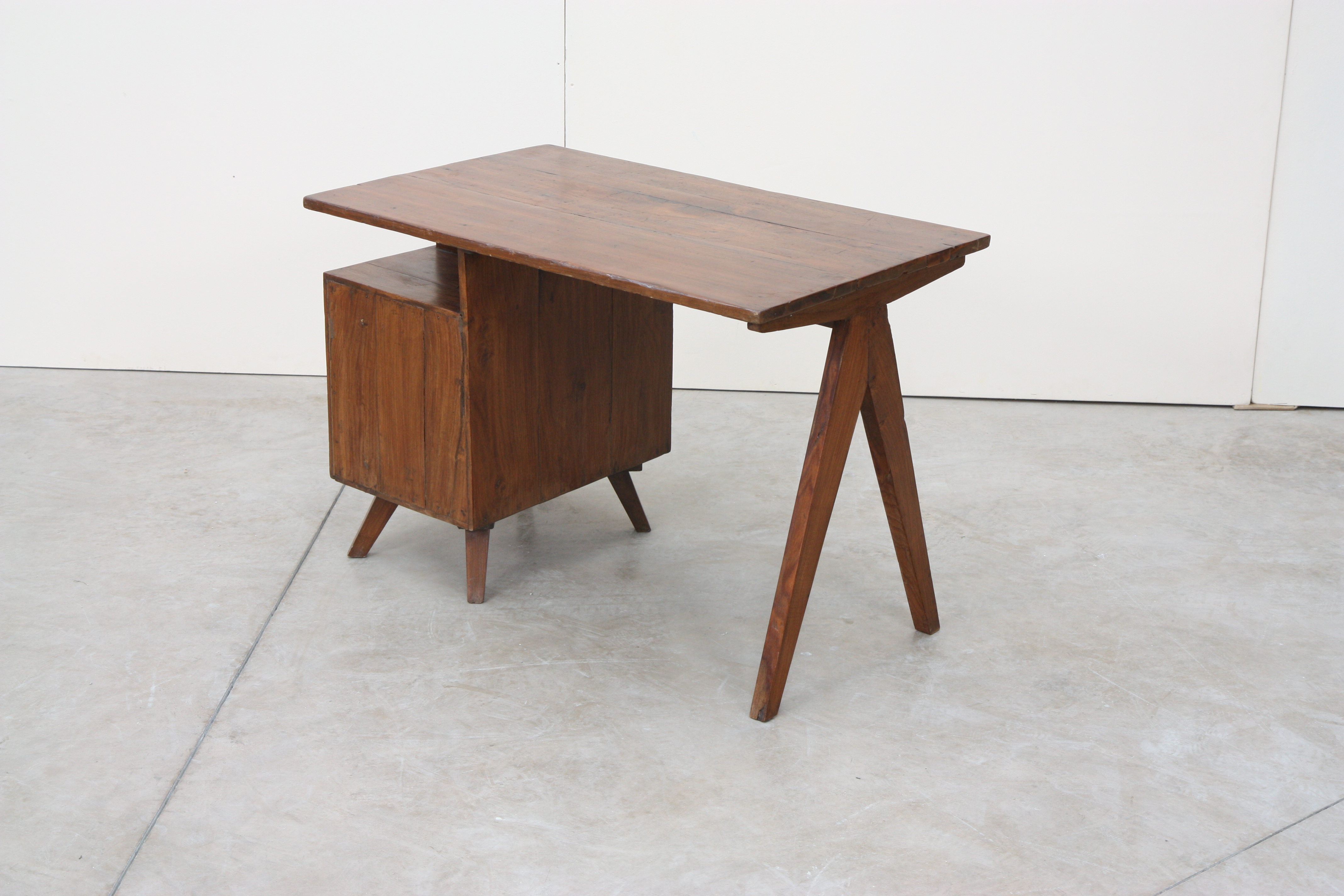 PIERRE JEANNERET (1896-1967) "Bureau administratif de Pierre Jeanneret [...] - Image 3 of 5