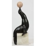 BRONZE "OTARIE AU BALLON" DE MARCEL ANTOINE BOURAINE (1886-1948) En bronze à patine [...]