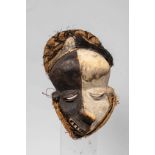 Masque de Maladie PENDE - ex Congo belge avant 1960 H : 33cm -