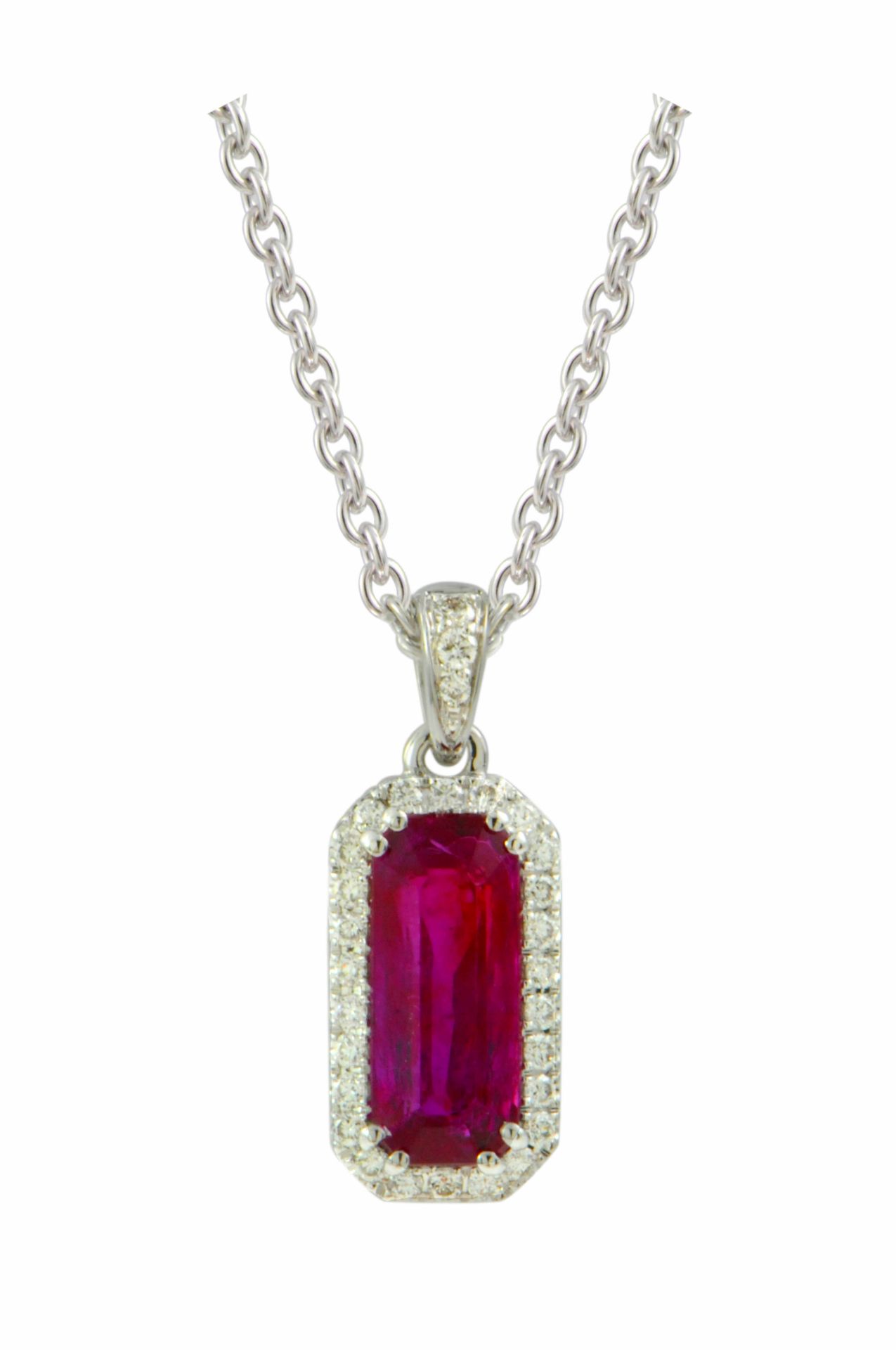 Pendentif or blanc serti d'un rubis taille baguette Naturel NON CHAUFFE probablement [...]