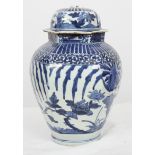 POTICHE COUVERTE HEXAGONALE EN PORCELAINE BLANC BLEU JAPON ARITA FIN XVIIè Manque [...]