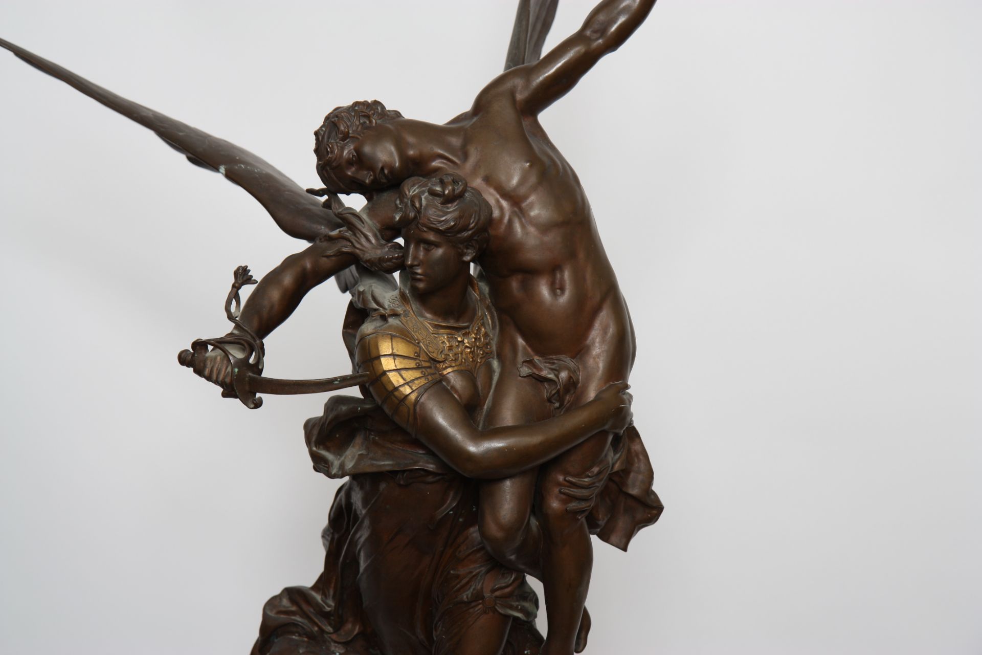 IMPORTANT GROUPE EN BRONZE "GLORIA VICTIS" DE ANTONIN MERCIE (1845-1916) Bronze à [...] - Bild 2 aus 5