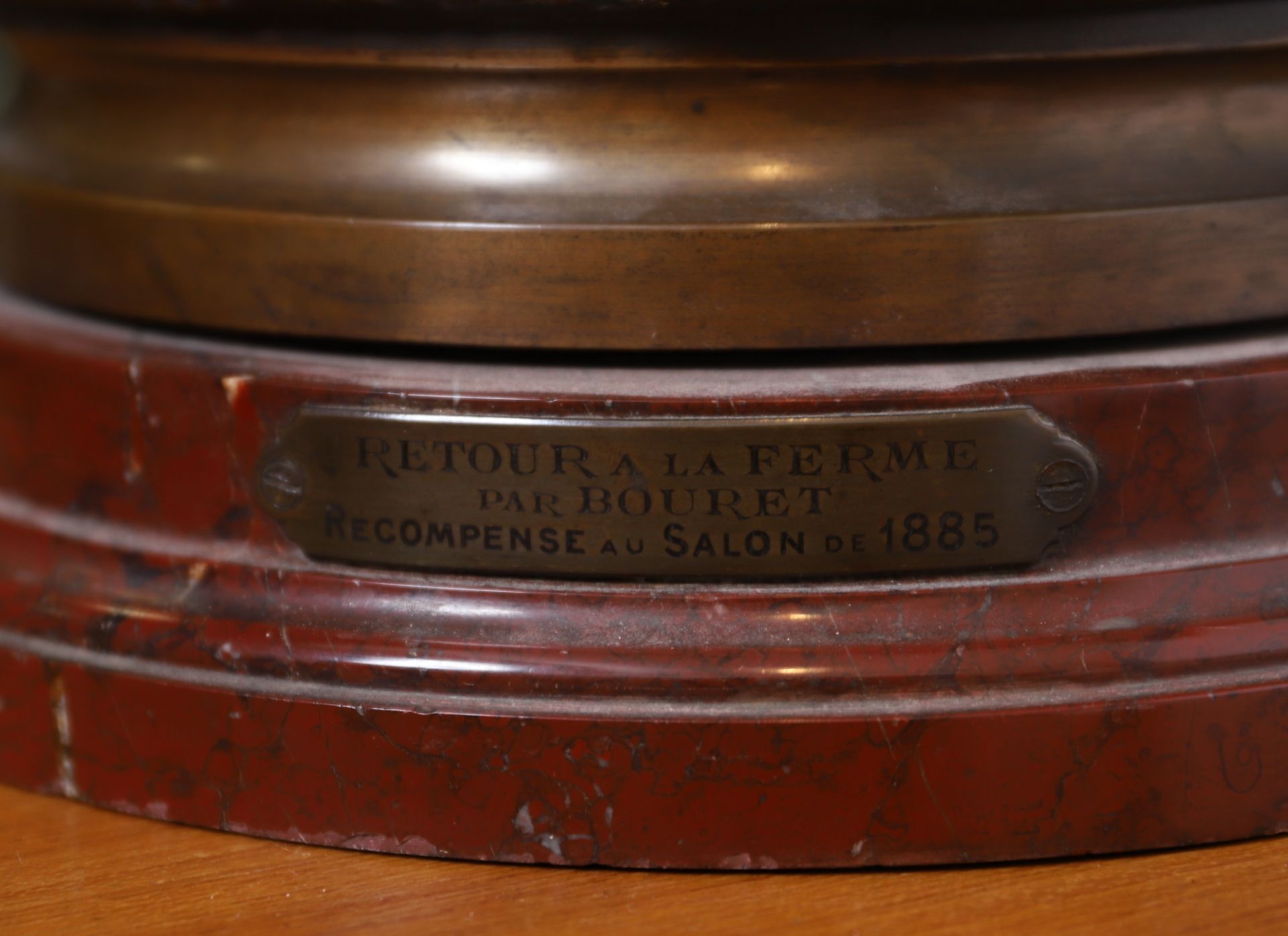 BRONZE "FILEUSE A LA CHEVRE" DE EUTROPE BOURET (1833-1906) En bronze patiné reposant [...] - Bild 6 aus 6