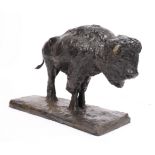 BRONZE "GRAND BISON" DE Patrice CHOBRIAT (Né en 1962) En bronze à patine brune, [...]