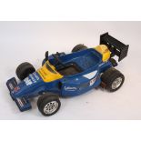 VOITURE ELECTRIQUE EN PLASTIQUE DE COURSE "F1 WILLIAMS RENAULT" BLEUE Bon état [...]