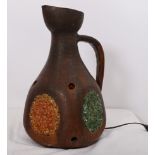 PICHET-LAMPE EN CERAMIQUE D'ACCOLAY En céramique marron, ajourée, à décor [...]