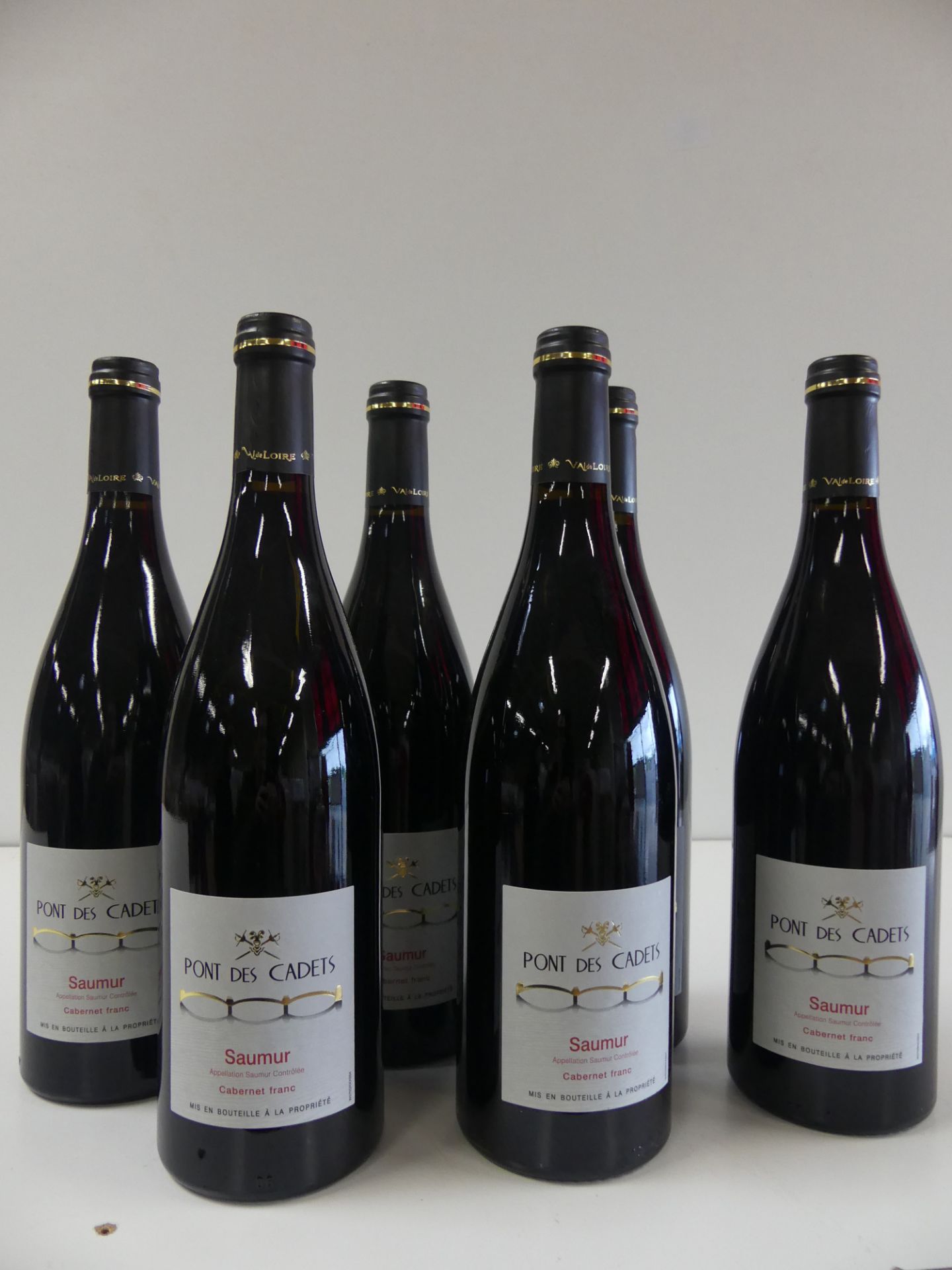 6 Saumur Rouge Le Pont des Cadets Cépage Cabernet Franc Btles lourdes façon 18ème [...]