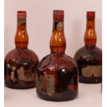 LOT DE 3 FLACONS DE "GRAND MARNIER" De la Maison "MARNIER-LAPOSTOLLE". 70 [...]