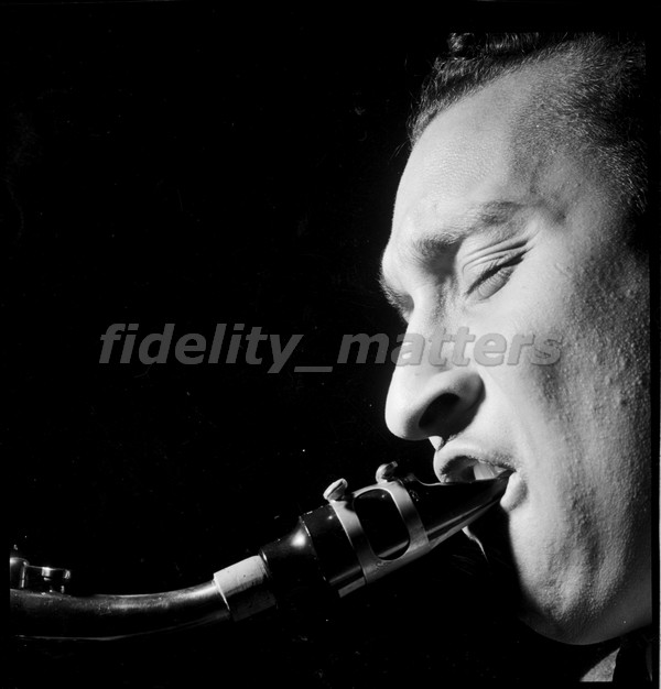 BURT GOLDBLATT ARCHIVE - JAZZ SAXOPHONISTS. - Image 4 of 7