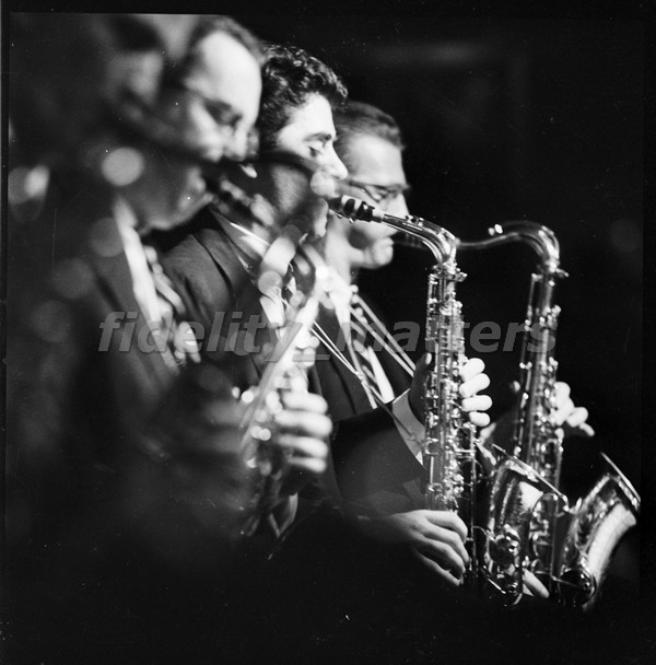 BURT GOLDBLATT ARCHIVE - JAZZ SAXOPHONISTS. - Image 5 of 7