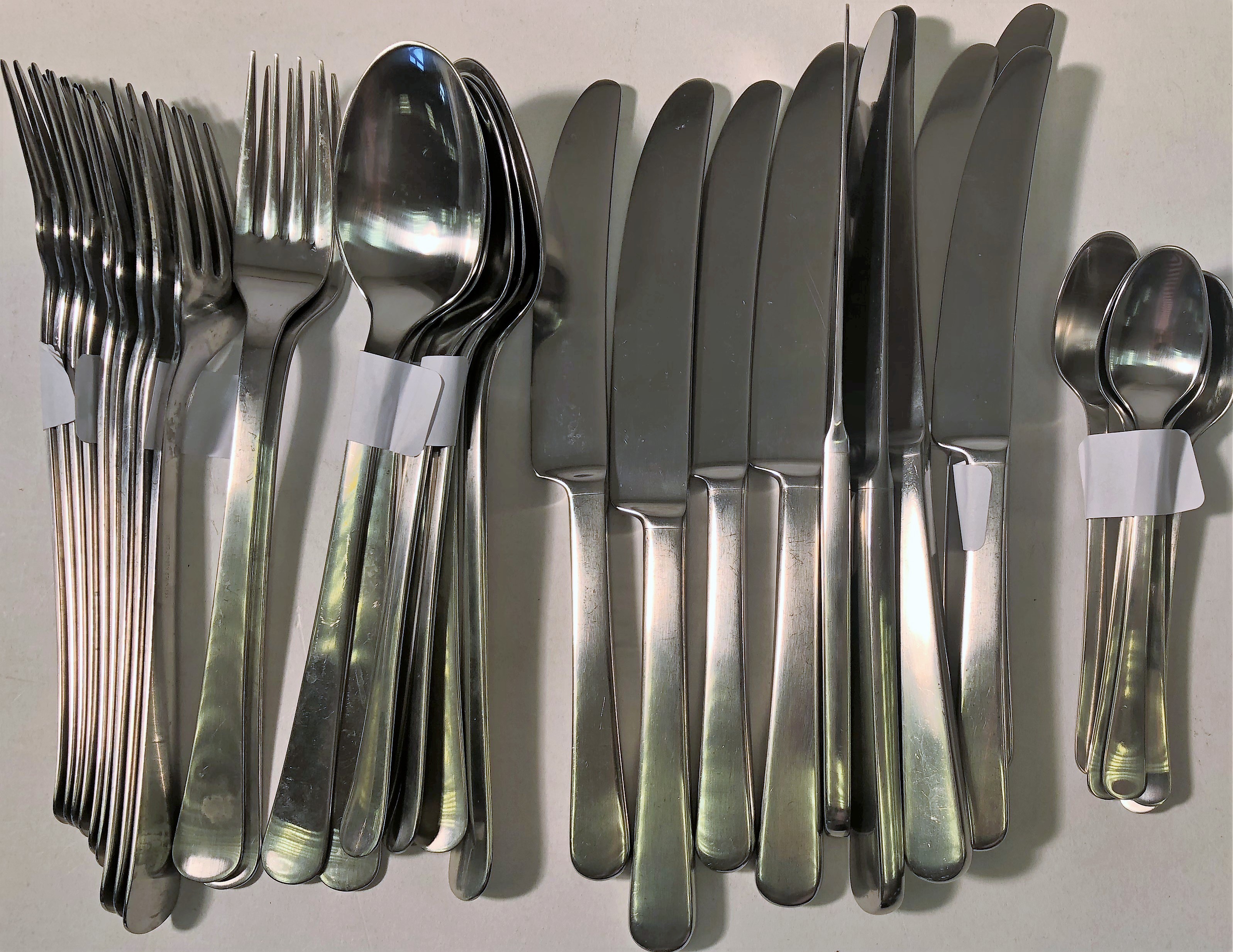 GEORG JENSEN STAINLESS STEEL CUTLERY - 32 pieces of stainless steel Georg Jensen Copenhagen cutlery