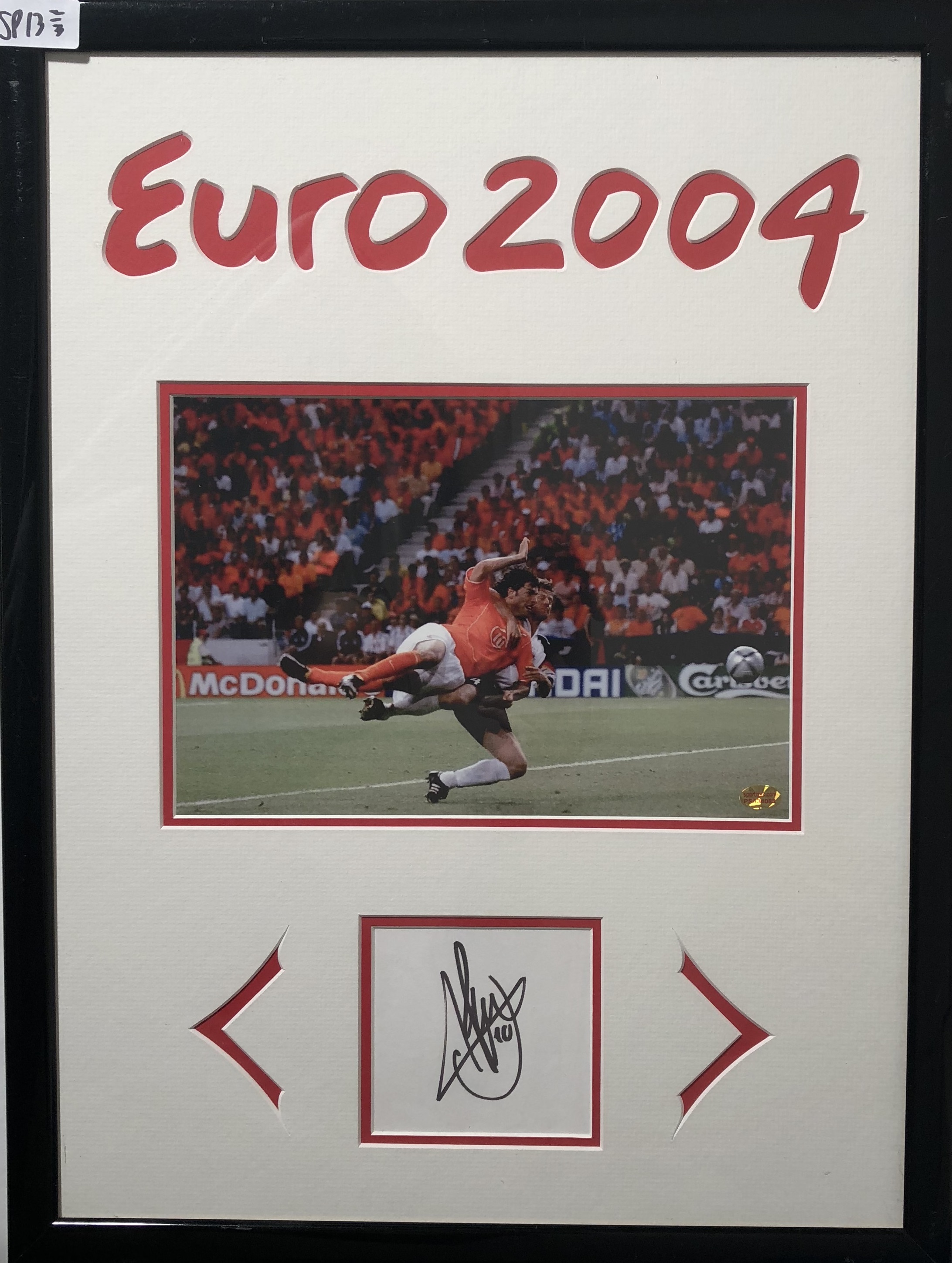 MANCHESTER UNITED STARS SIGNED DISPLAYS. - Image 3 of 4