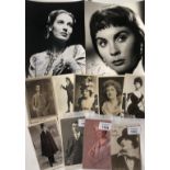 FILM/THEATRE STARS SIGNED - JEAN SIMMONS/VALERIE HOBSON.