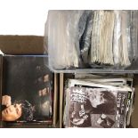 BRUCE LEE PHOTOS/PROMO ITEMS.