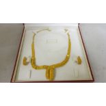 22 ct foreign gold necklace and earring set in presentation case 77 g