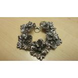 Silver flower petal bracelet 37 g