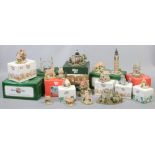 A good collection of Lilliput Lane heritage cottages to include eleven boxed and six loose