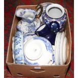 A box of blue and white ceramics to include Wedgwood, decorative vase, cabinet plates etc.