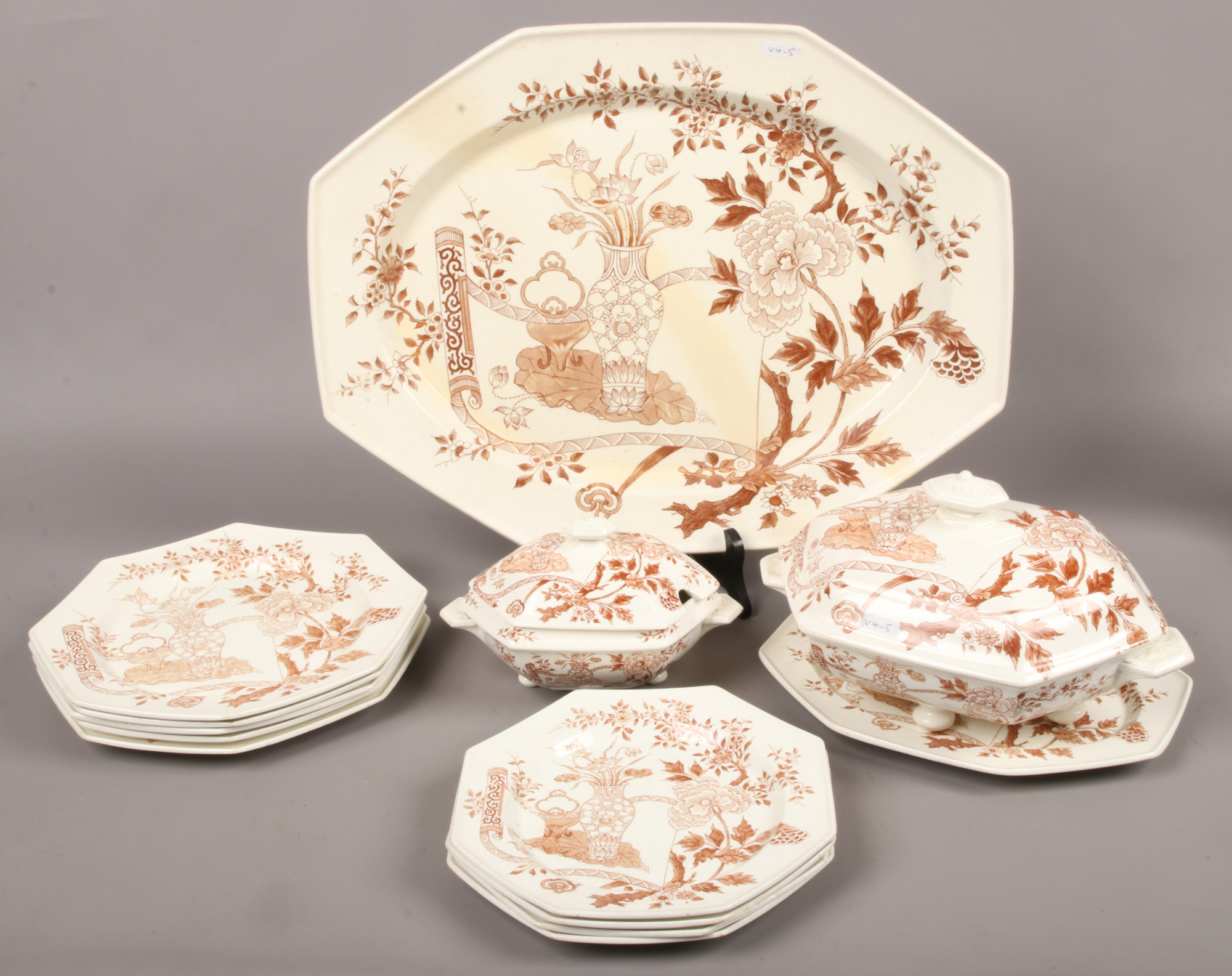 A collection of Victorian Minton dinnerwares in the Japan scroll pattern.