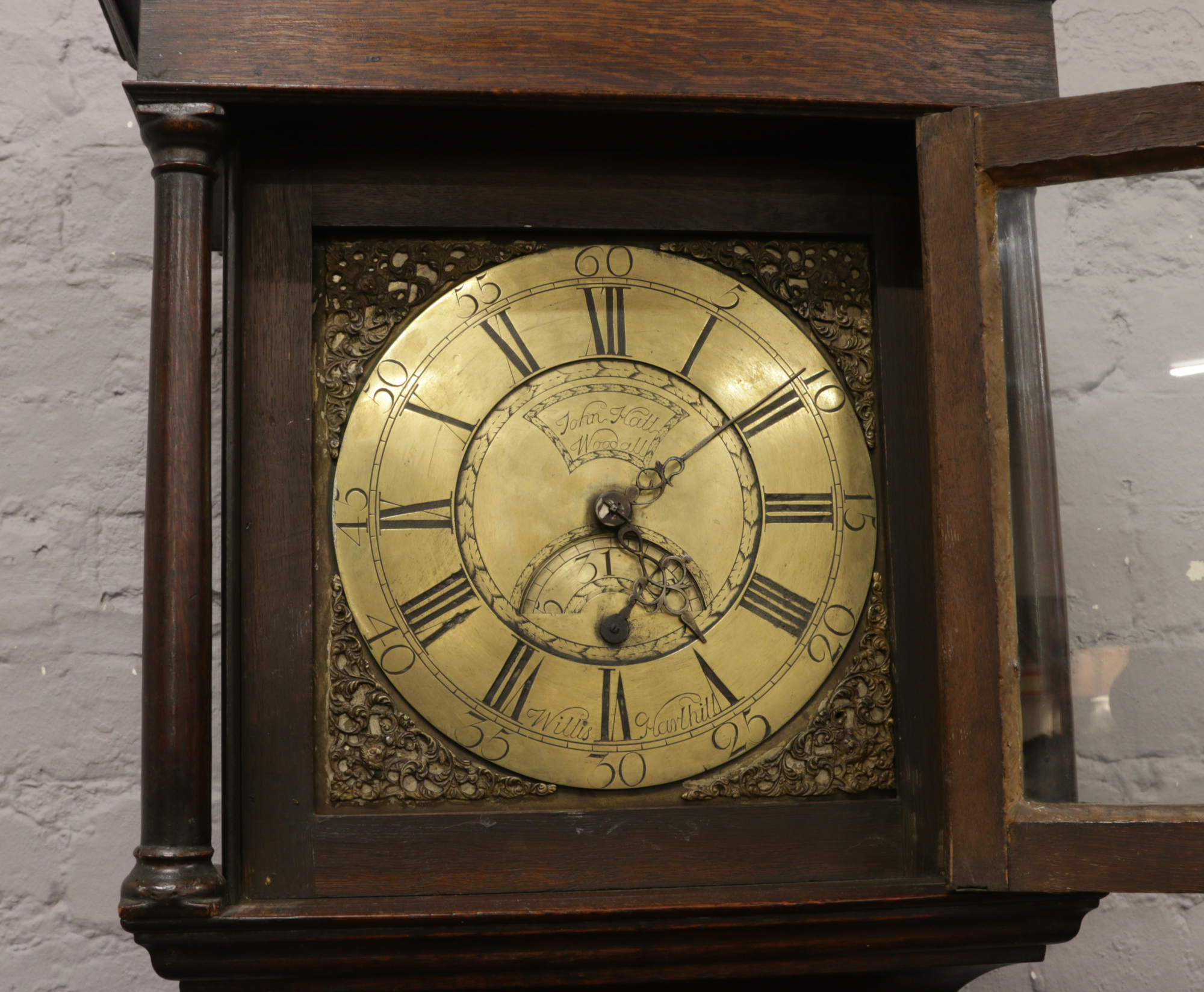 A Georgian oak 30 hour longcase clock with brass dial signed John Woodall / Willis Harthill with - Image 7 of 7