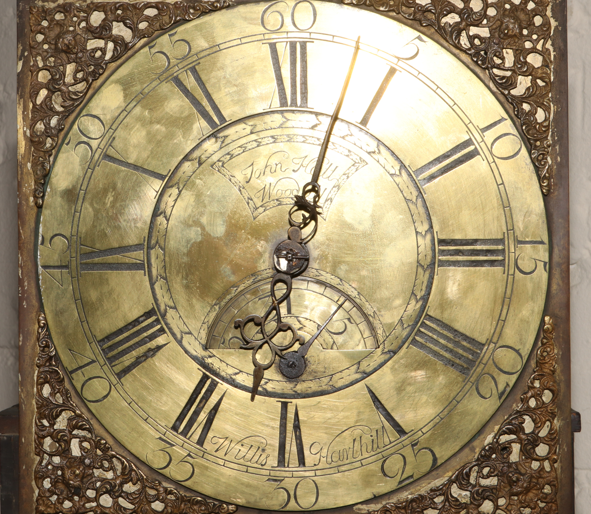 A Georgian oak 30 hour longcase clock with brass dial signed John Woodall / Willis Harthill with - Image 2 of 7