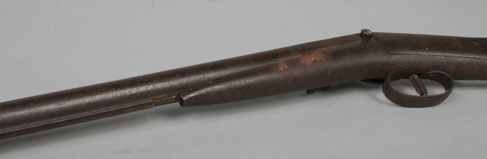 A 19th century flintlock rifle. Barrel length 67cm.Condition report intended as a guide only.Part of - Image 4 of 5