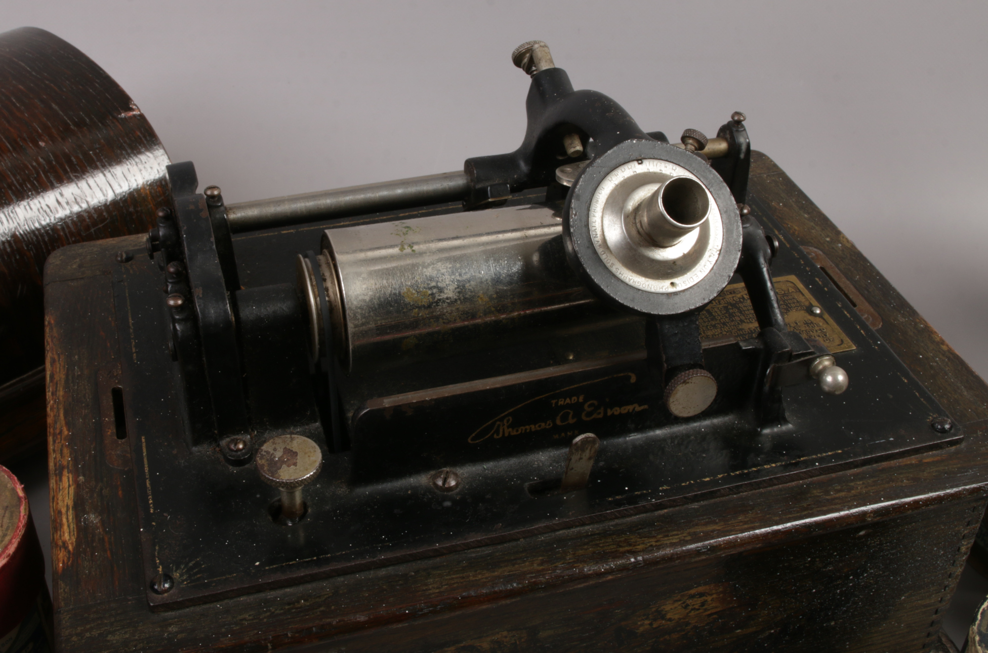 An early 20th century Edison standard model A phonograph in original oak case with horn and 10 - Bild 2 aus 4