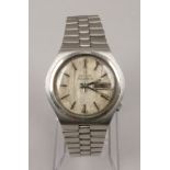 A gentleman's stainless steel Bulova Accutron manual wristwatch with centre seconds, date and day