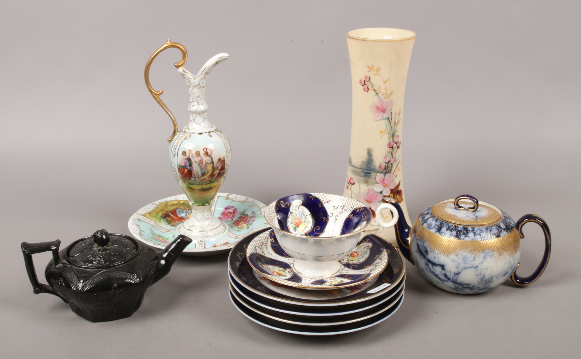 A mixed lot of china, pottery and glass including a Doulton Burslem teapot, Sizendorft style ewer on