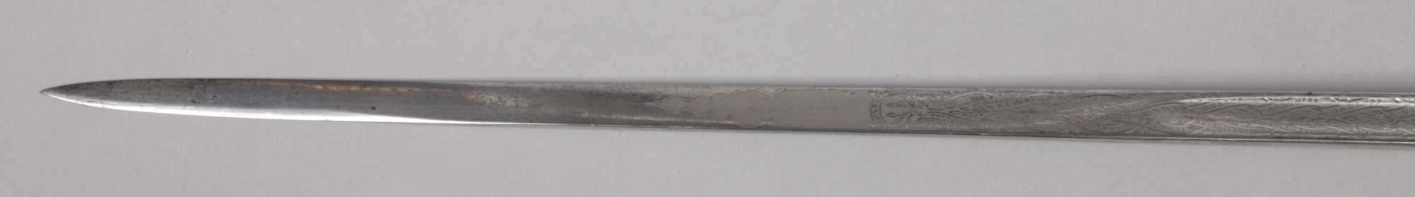 A George V 1827 pattern Royal Rifle Corps. Officers sword by Wilkinson Sword, London. With etched - Image 5 of 8