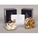 A Royal Crown Derby limited edition Old Imari Frog paperweight with silver stopper, along with a