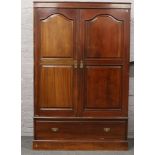 A Victorian mahogany double wardrobe / linen press.